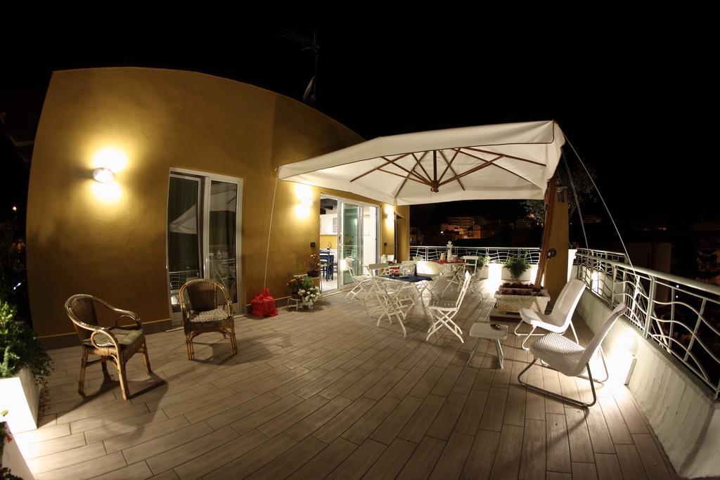 B&B I Fiori Del Mare Agropoli Exteriör bild