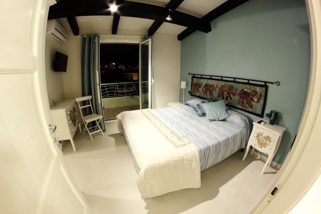 B&B I Fiori Del Mare Agropoli Exteriör bild