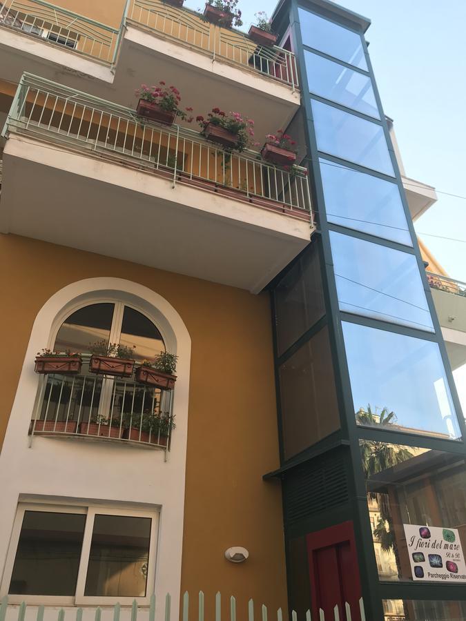 B&B I Fiori Del Mare Agropoli Exteriör bild